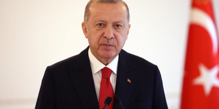 Sorumluluğu Bilim Kurulu’na yükledi