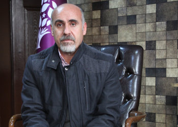 HDP önünde bekletilenlere ‘Ankara’ya gidelim’ önerisi