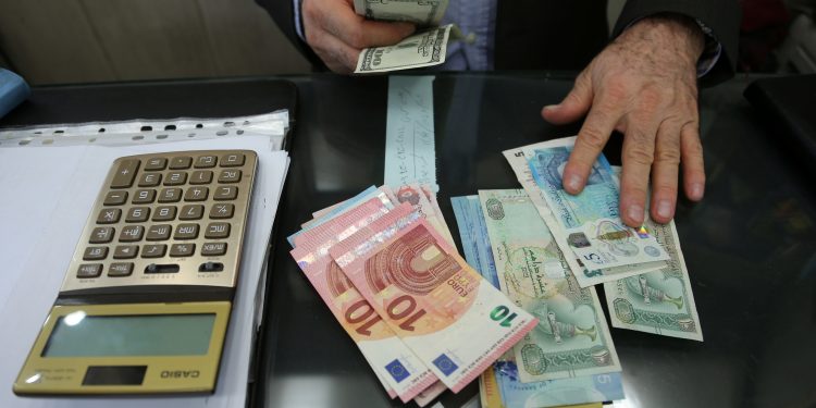 Özel sektörün kısa vadeli kredi borcu arttı Özel sektörün kısa vadeli kredi borcu arttı