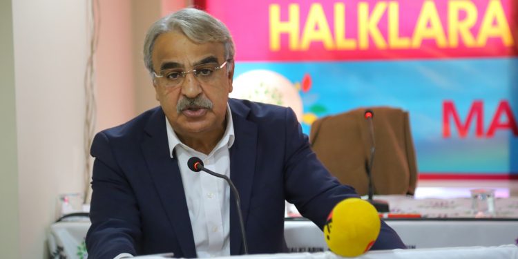 Sancar: Kürt sorununu inkar eden çözülür