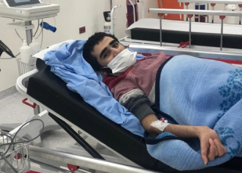 Tahliye edilen Turan cezaevinden ambulans ile çıktı