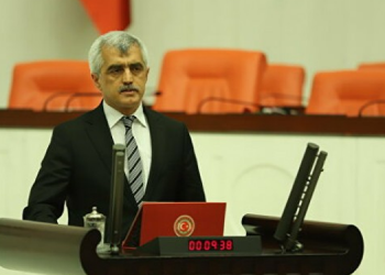 Valilikten çıplak arama işkencesini duyuran Gergerlioğlu’na soruşturma