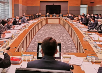 DKÖ’lere kayyım atanmasının önünü açan teklif komisyondan geçti