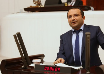 HDP’li Temel iktidara seslendi: Ya onurlu bir demokrasi ya da trajik bir çöküş!