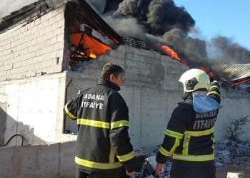 Fide üretim tesisinde yangın