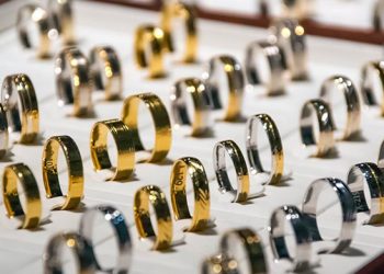 Yeni kısıtlama önlemleriyle altın, gümüş fiyatları yükseldi