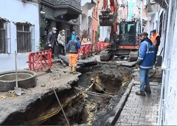 Beyoğlu’nda doğalgaz paniği