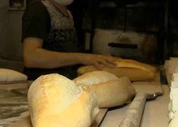 Yurttaşın boğazından lokma lokma çalıyorlar!