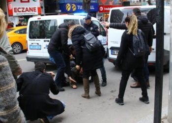 Ensar Vakfı’na para aktarımını protesto edenlerin davası görüldü