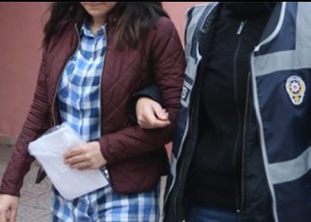 ‘Gözaltında iki kez çıplak aramaya maruz kaldım’