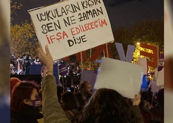 ‘Uykularınız kaçsın’ diyen kadınlar: Teşhir haktır