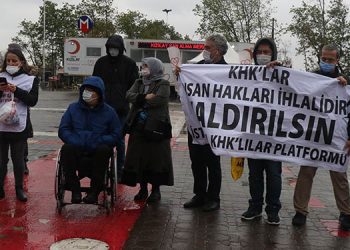 İktidara seslendiler: KHK’leri iptal edin