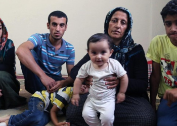 Küçük Efrin polis kurşunuyla öldürülen babasının davasıyla büyüdü