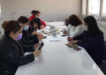 Kadınlardan Leyla Güven’e dayanışma kartları