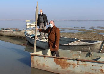 ‘Kuş cenneti’ Marmara Gölü’nde derinlik 40 santimetreye düştü