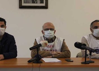 ‘Halk hükümete güvenmiyor!’