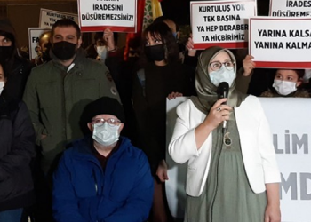 Darp edilen Piroğlu: Düştüğümüz yerden kalkıp yürümesini de biliriz