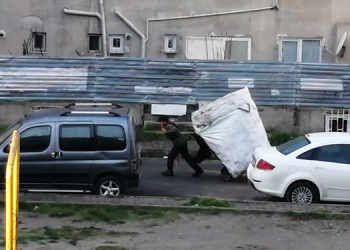 Sokaklarda kalan evsizler: Yasak açlık demek