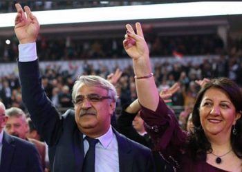 HDP Eş Genel Başkanları: 2013 Newroz ruhuna sahip çıkanlara teşekkür ederiz