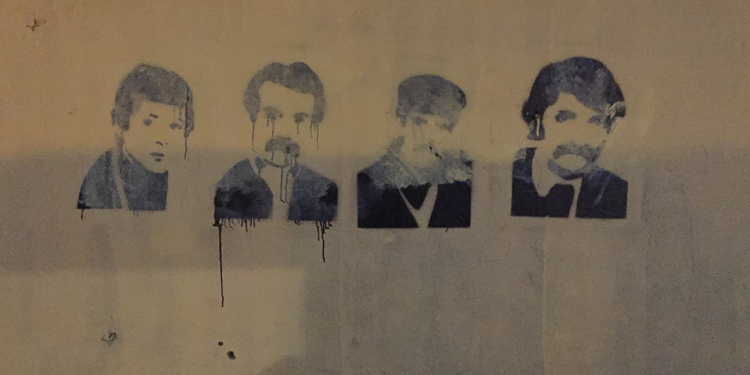 Açlık grevlerine 1982 ölüm oruçları göndermesiyle destek Açlık grevlerine 1982 ölüm oruçları göndermesiyle destek