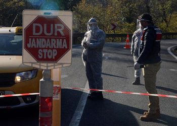 Karantinayı duyan mahalleden kaçtı