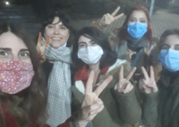 Aralarında gazetecilerin de olduğu 18 kadın serbest bırakıldı