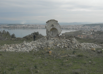 250 yıllık manastır şapeli defineci kazıları nedeniyle yıkıldı