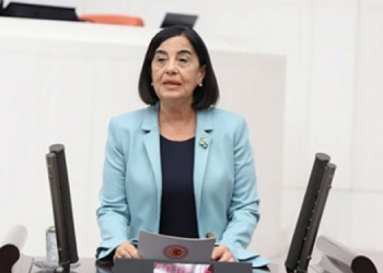 CHP’li Süllü’den AKP’ye: Öldürülen kadınların kanı hepinizin ellerinde