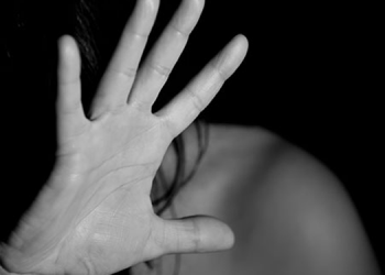 Aile içi şiddete sessiz kalmayan 2 kadın kabus gibi geçen yılları anlattı