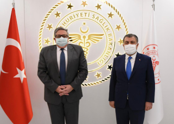 Bakan Koca, Rus Büyükelçi Yerhov ile görüştü