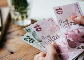 İstanbul Barometresi: Yurttaşlar borç altında eziliyor