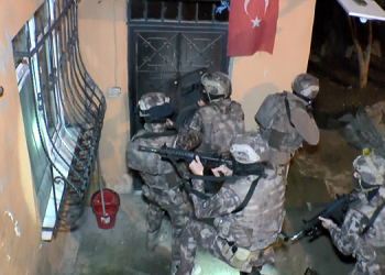 Boğaziçili öğrencilere yönelik gözaltılar böyle görüntülendi