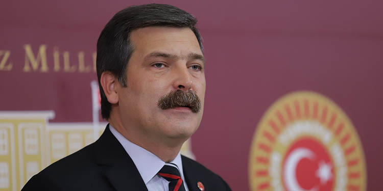 ‘Hrant’ı yaşatacaksak ülkenin başına örülen beyaz bereyi çıkarıp atacağız’ ‘Hrant’ı yaşatacaksak ülkenin başına örülen beyaz bereyi çıkarıp atacağız’