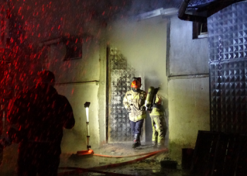 Bursa’da plastik fabrikasında yangın