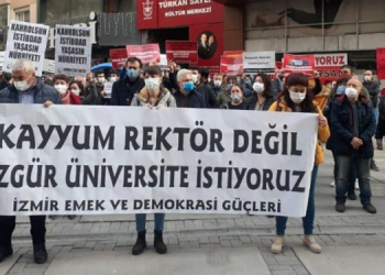 Ege’de ‘kayyım rektör’ protestosu