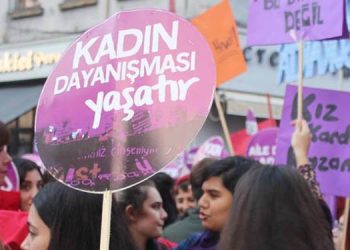 Melek İpek’ten destek verenlere mesaj