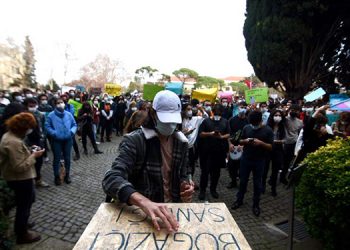 Boğaziçili öğrenciler Erdoğan’ı yuhaladı