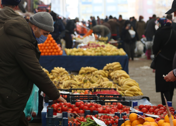 Elmayı eskiden 5 kilo, şimdi taneyle alıyorlar