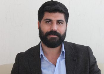 Polis HDP’ye gidenleri fişliyor