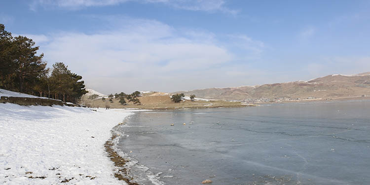 Serhatta kuraklık alarm veriyor Serhatta kuraklık alarm veriyor