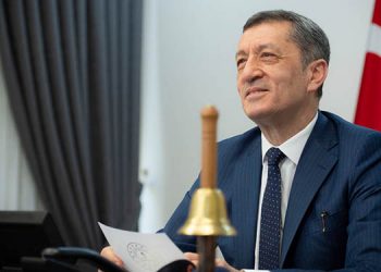Bakan Ziya Selçuk: Baharı okullarımızda karşılayalım