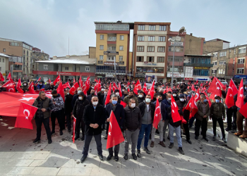 Hakkari Valiliği de kendi yasağını tanımadı