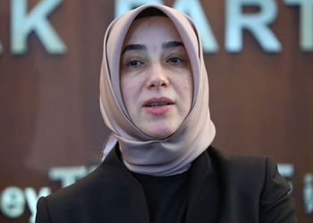 Beştaş, Zengin’e çıplak arama örneklerini saydı