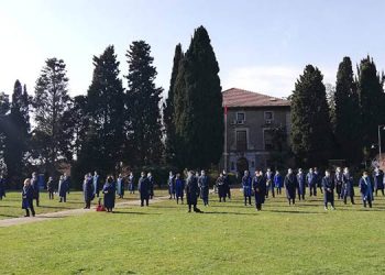 Akademisyenler bir kez daha rektörlüğe sırt çevirdi