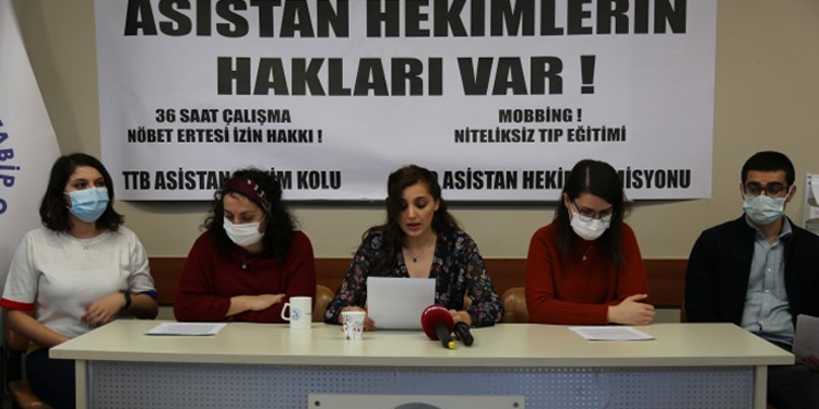 Asistan Hekimler: Tükeniyoruz Asistan Hekimler: Tükeniyoruz