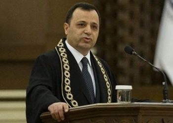 AYM Başkanından uyarı: Anayasa işlevsiz hale gelebilir