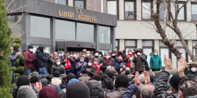 “Bu mücadeleyi sadece basit bir ücret mücadelesi olarak görmüyoruz”