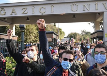 Öğrenciler: Kayyım rektörün istifası toplumsal kazanım olacaktır