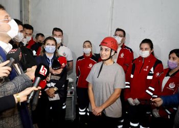 İstanbul’un kadın itfaiyeci adayları sınavda