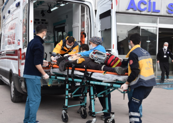 İnşaatta düşen işçi yaralandı